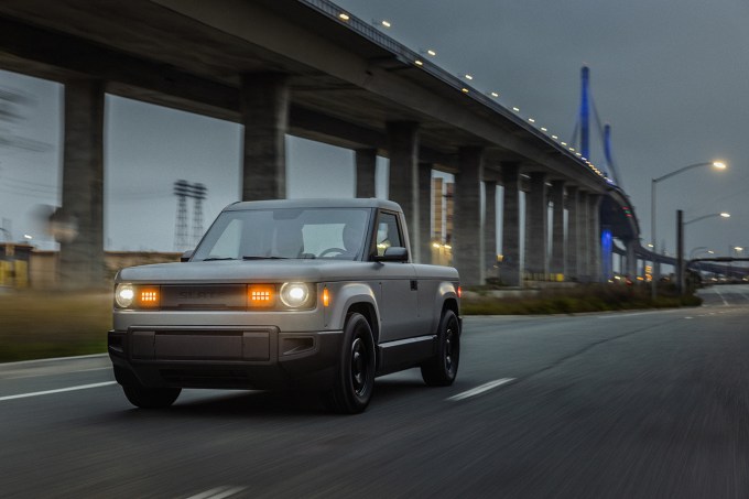 blank-slate-roller-1_web-1 Slate Auto's electric truck