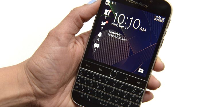 BlackBerry Geri Döndü (Gibi): Android İşletim Sistemiyle Zinwa Q25 Pro Karşımızda
