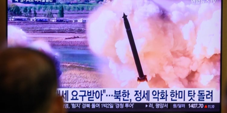 Kuzey Koreli ‘uzaktan IT çalışanları’ için iş bulma ve dolandırıcılık ağına yaptırımlar