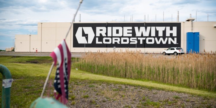 Foxconn, EV üretimini başaramayınca eski GM fabrikasını gizemli bir alıcıya sattı.