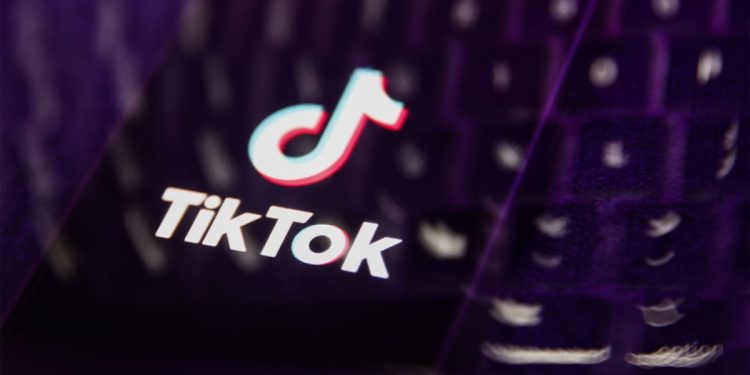 TikTok, DM’lerde sesli not ve fotoğraf gönderimini sağladı!