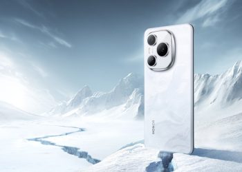 HONOR’un Dev Pil Kapasitesine Sahip Akıllı Telefonu, Amiral Gemisi Çipset Kullanmıyor