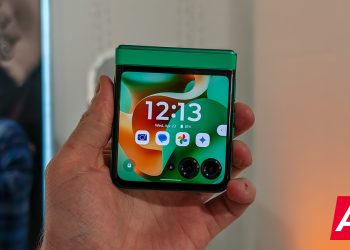 “Motorola Razr 2025 Şimdi 599 Dolar — En İyi Flip Telefon Alım Fırsatı”