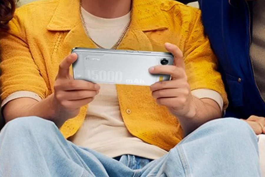 realme-15000mah-battery-phone-1 Realme 15000mAh battery phone 1