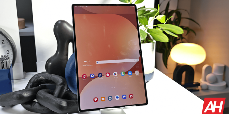 “Galaxy Tab S11 Serisi Büyük Bir Pil Takasıyla Geliyor”