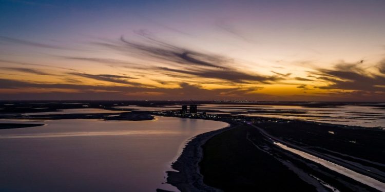 SpaceX, Starbase için bir su boru hattı inşa ediyor – fakat bazı koşullarla.