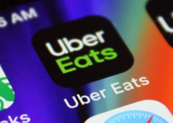 Uber Eats, işletmelere siparişler hakkında müşterilere mesaj gönderme imkanı sundu.