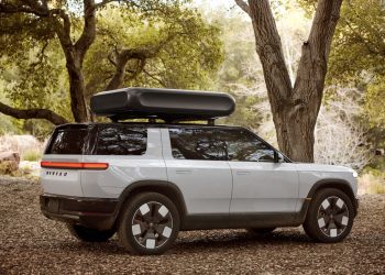 Rivian, R2 SUV lansmanı öncesi ikinci iş gücü azaltımını yaptı.