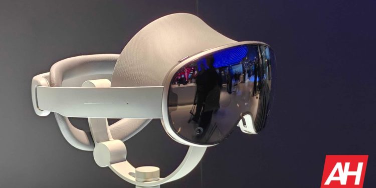 “Samsung’un Android XR Başlığı Snapdragon Zirvesi’nde Ortaya Çıktı”