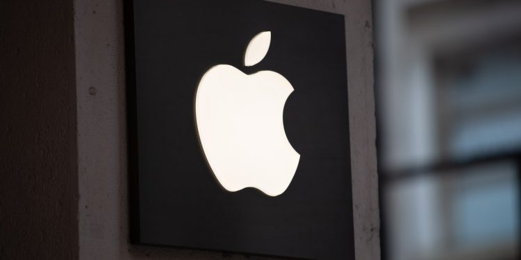 Apple, AB’nin Dijital Pazarlar Yasası’nı Özellik Gecikmelerinin Nedeni Olarak Gösterdi