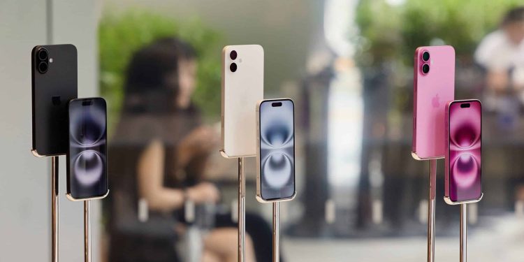 “Apple iPhone’lar 2025’in İkinci Çeyreğinde En Çok Satan Akıllı Telefonlar Listesine Hakim Oldu”