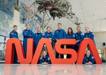 NASA’nın yeni astronot sınıfında SpaceX’ten Anna Menon ve Yuri Kubo yer alıyor