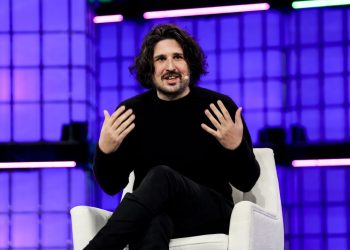 Runway’ın Gelecekteki Gelir Büyümesi için Robotik Sektörüne Yönelmesi