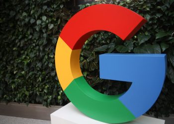 Google parçalanmaktan kurtuldu, ancak özel arama anlaşmalarından vazgeçmek zorunda kaldı.
