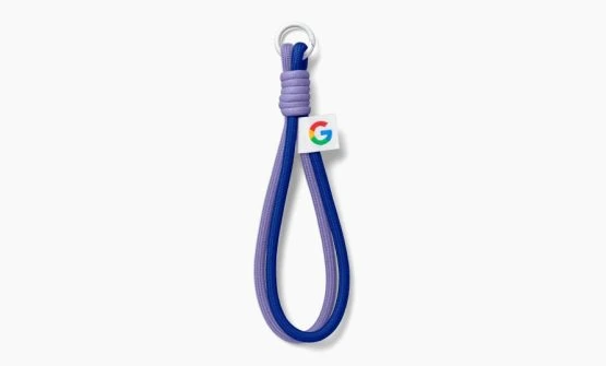 google-rope-wristlet-4-555x335-1 Google Rope Wristlet (4)