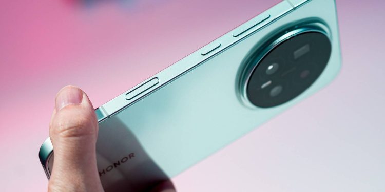 Honor Magic 8 Pro Tasarımı Tanıtıldı: Cyan Renk ve AI Butonu Onaylandı