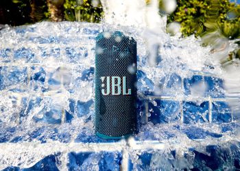 JBL’nin Yeni 99 Dolar Değerindeki Grip Hoparlörü: Küçük Boyutunda Büyük Ses!