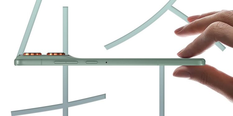 “Motorola, Ultra İnce iPhone Air Rakibini Onayladı”