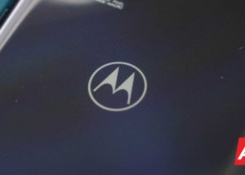 “Motorola’nın Android 16 Güncellemesi Başladı: Telefonunuz İlklerde Mi?”
