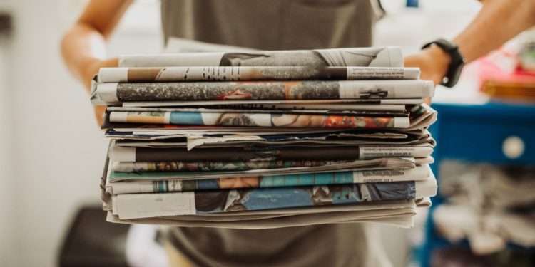 Google, tasarruf için FT aboneliğini de ciddi oranda kesti.