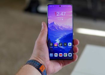 “Performanstan Şıklığa — OnePlus 12’nin Eylül Güncellemesi Yayınlandı”
