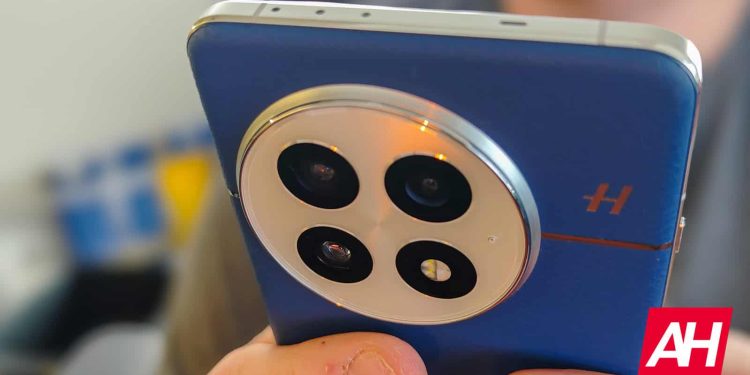 OnePlus 13 Eylül Güncellemesini Aldı — Ve Birkaç Harika Yeni Özellik ile Geldi
