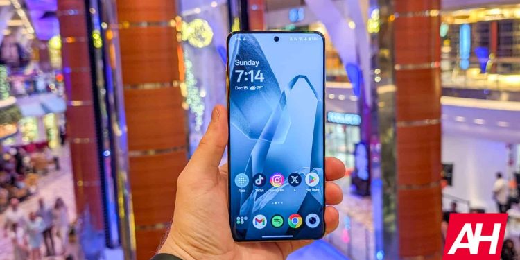 [GÜNCELLEME: Düzeltme Geliyor] OnePlus OxygenOS, SMS Verilerini Çalmaya İzin Veren Büyük Bir Açıkla Karşı Karşıya