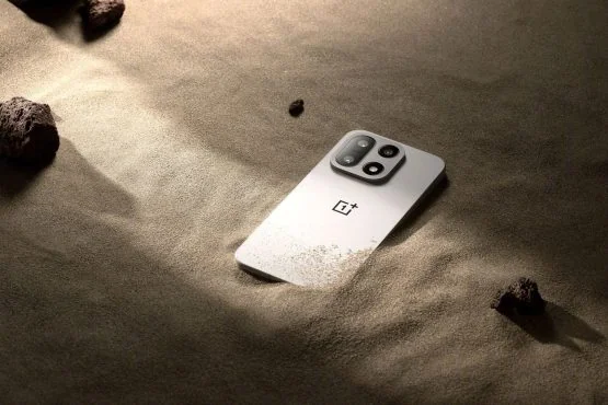 OnePlus 15 official sand image (1)