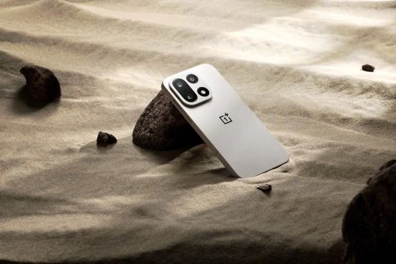 OnePlus 15 official sand image (3)