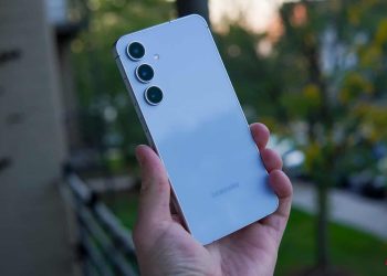 Samsung Galaxy S24 FE’nin One UI 8 Güncellemesi Daha Fazla Bölgeye Ulaşıyor