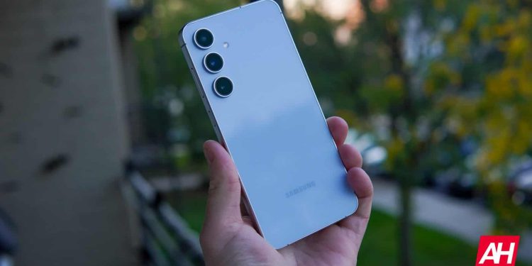 Samsung Galaxy S24 FE’nin One UI 8 Güncellemesi Daha Fazla Bölgeye Ulaşıyor