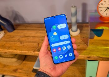 “One UI 8.5’in Hızlı Panel Özelleştirmesine İlk Bakış”