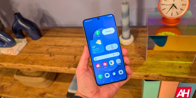 “One UI 8.5’in Hızlı Panel Özelleştirmesine İlk Bakış”