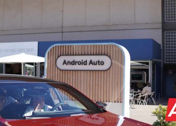 Google, Android Auto için ‘Ana Ekran Widget’larını Hazırlıyor