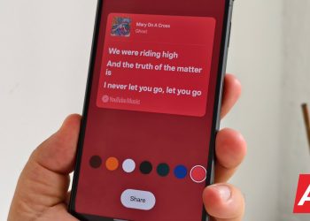 YouTube Müzik, Gerçek Zamanlı Şarkı Sözleri Çevirisini Test Ediyor