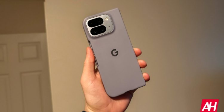 “En İyi Google Pixel 10 Pro Katlanabilir Kılıflar ve Aksesuarlar”