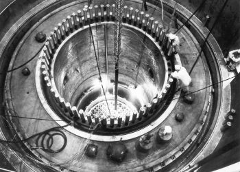 Google, kapatılan nükleer santrali yeniden faaliyete geçiriyor