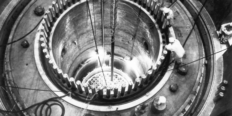 Google, kapatılan nükleer santrali yeniden faaliyete geçiriyor