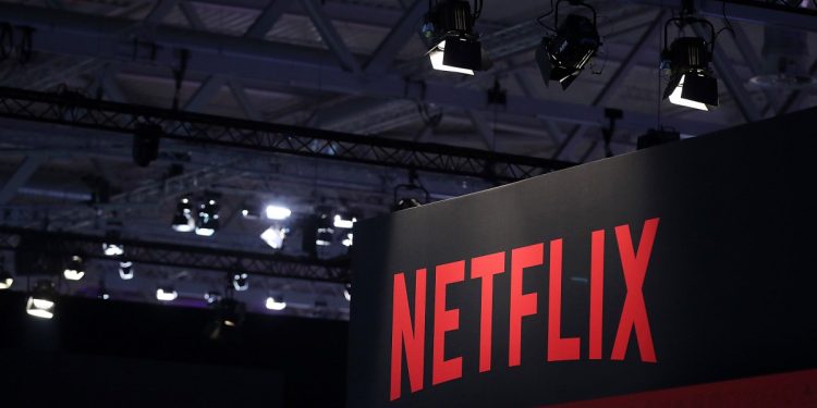Netflix, kullanıcıların TV ekranlarında oyun oynamasına olanak tanıyor.