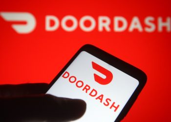 DoorDash, Kısa Video İçin Yaratıcı Program Başlattı ve AI Özellikleri Ekledi