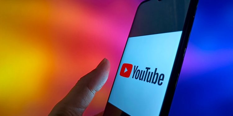 Kurallar ihlali nedeniyle YouTube’dan atılanlar, ‘ikinci şans’ talep edebilecek.