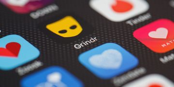 Grindr’ın sahipleri finansal zorluklar sonrası özel sektöre geçiş yapabilir.