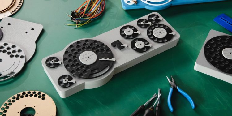 Google’ın En Tuhaf Yaratımı: 3D Yazıcıyla Üretilebilen Döner Klavye