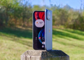 “Katlanabilir Telefonların İkinci El Değeri Normal Akıllı Telefonlardan Daha Fazla Düşüyor”