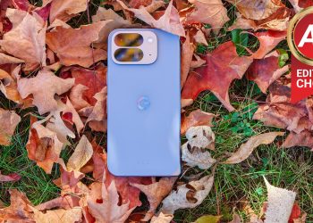 Google Pixel 10 Pro Katlanabilir İnceleme: Sonunda Doğru Yapan (Çoğunlukla) AI Destekli Katlanabilir Telefon