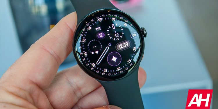 Pixel Watch 4, Wear OS için 8 Yeni Saat Arayüzü Sunuyor