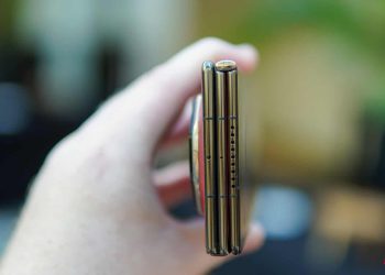 Samsung’un Çarpıcı Üç Katlanabilir Akıllı Telefonunu Tanıtıyor — Ne Zaman Beklenmeli?
