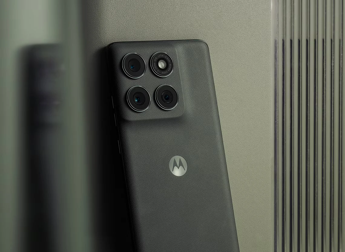 motorola-edge-2025-lifestyle-1 Motorola Edge 2025 lifestyle 1
