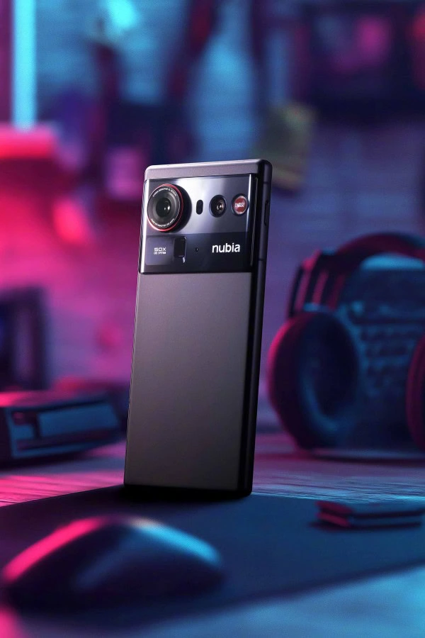 Nubia Z80 Ultra black color