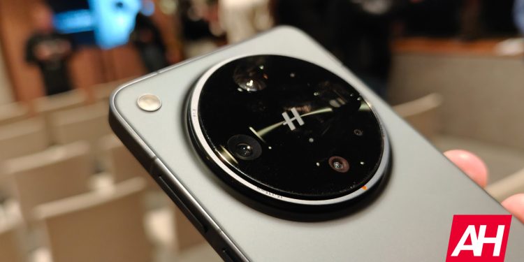 “Samsung’un HP5 200MP Kamera Sensörünü Hızla Benimseyecek Telefon Markaları”